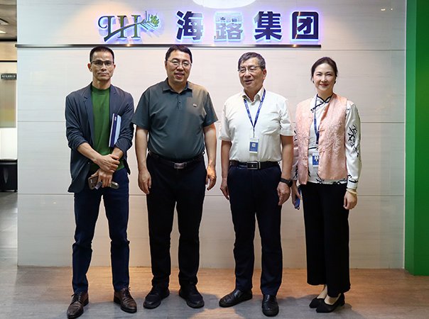 �й�ũ��Ժ��ϯ��ѧ�ҵ���װ������Ϸģʽ������̽ũ��Ʒ��ͨ���辶